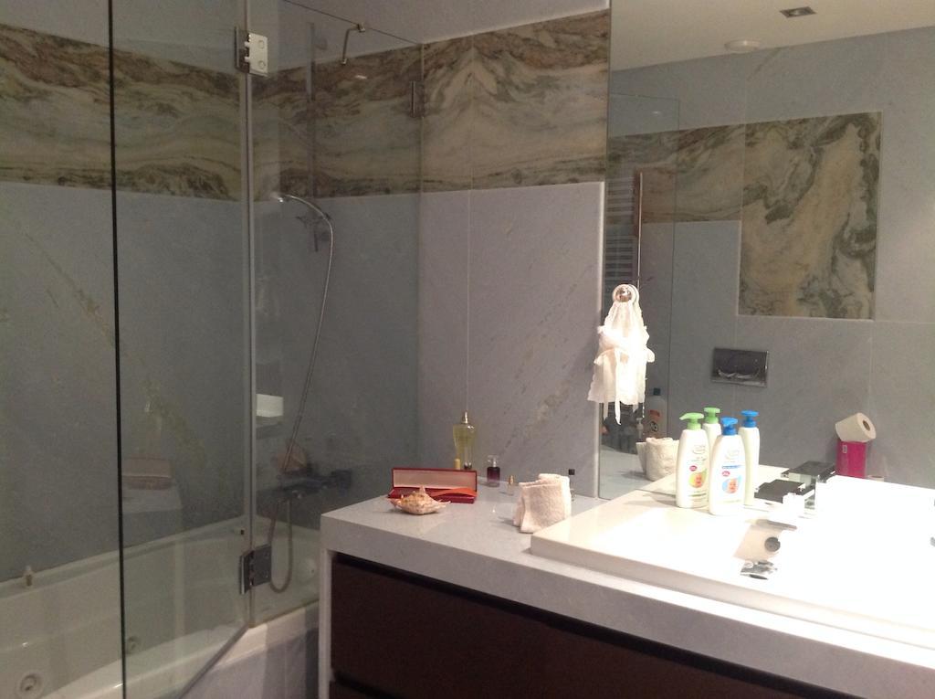 Canas Guest House In Lissabon Zimmer foto